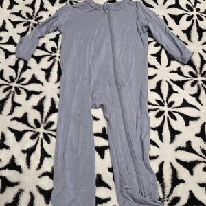 Kyte BABY Gray Blue Zip Romper